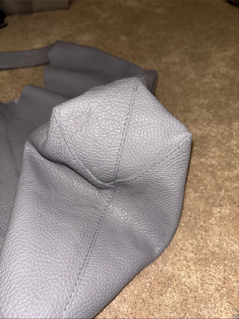 Kurt Geiger Soft Pebbled Hobo Bag in Mauve Gray - Classic Everyday Shoulder Tote - Picture 6 of 8